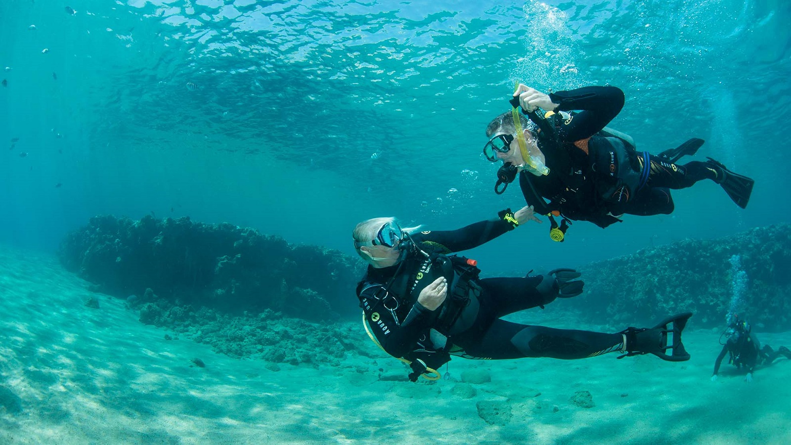 OPEN WATER DIVER COURSE (PADI)