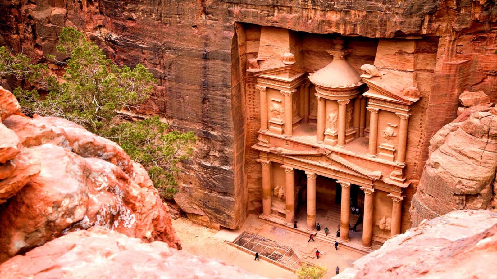 PETRA EXCURSION BY FERRY & BUS